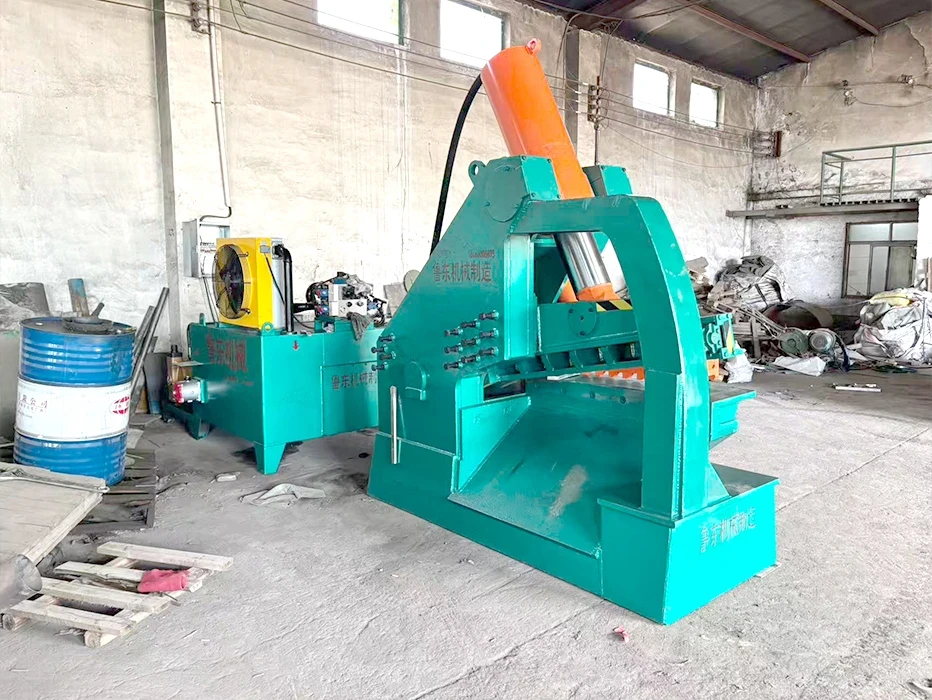 Alligator Shear Main Cutting Head Close‑Up