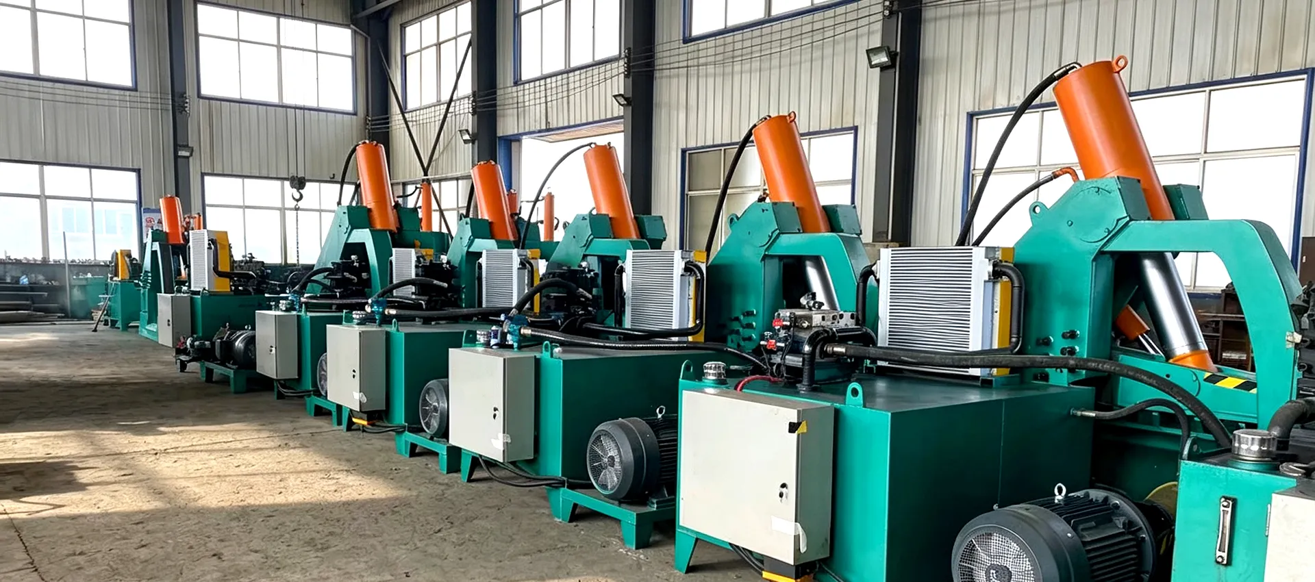Heavy-duty gantry shear for scrap recycling